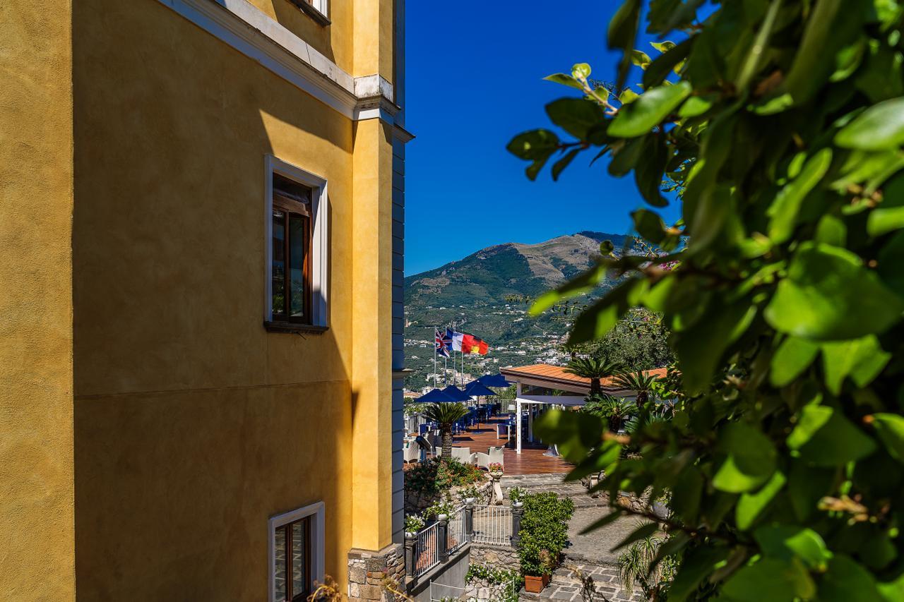 Hotel Torre Barbara Vico Equense Exterior photo